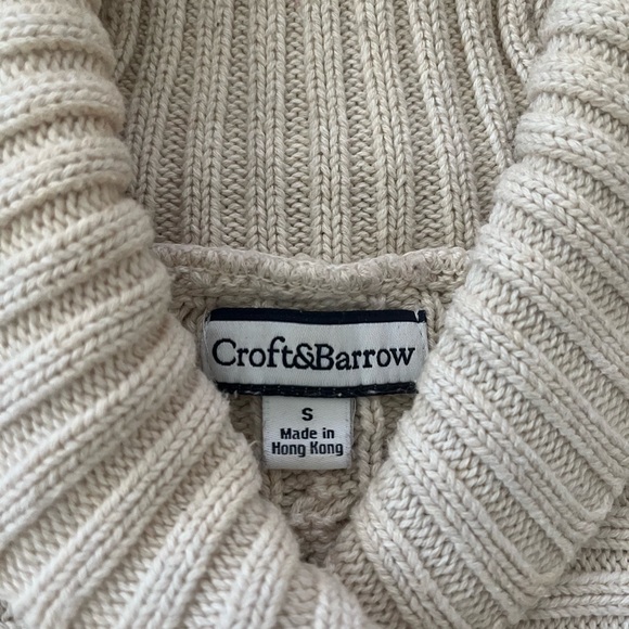 Croft & Barrow collared cable knit sweater. Cream. Size S. - Picture 7 of 11